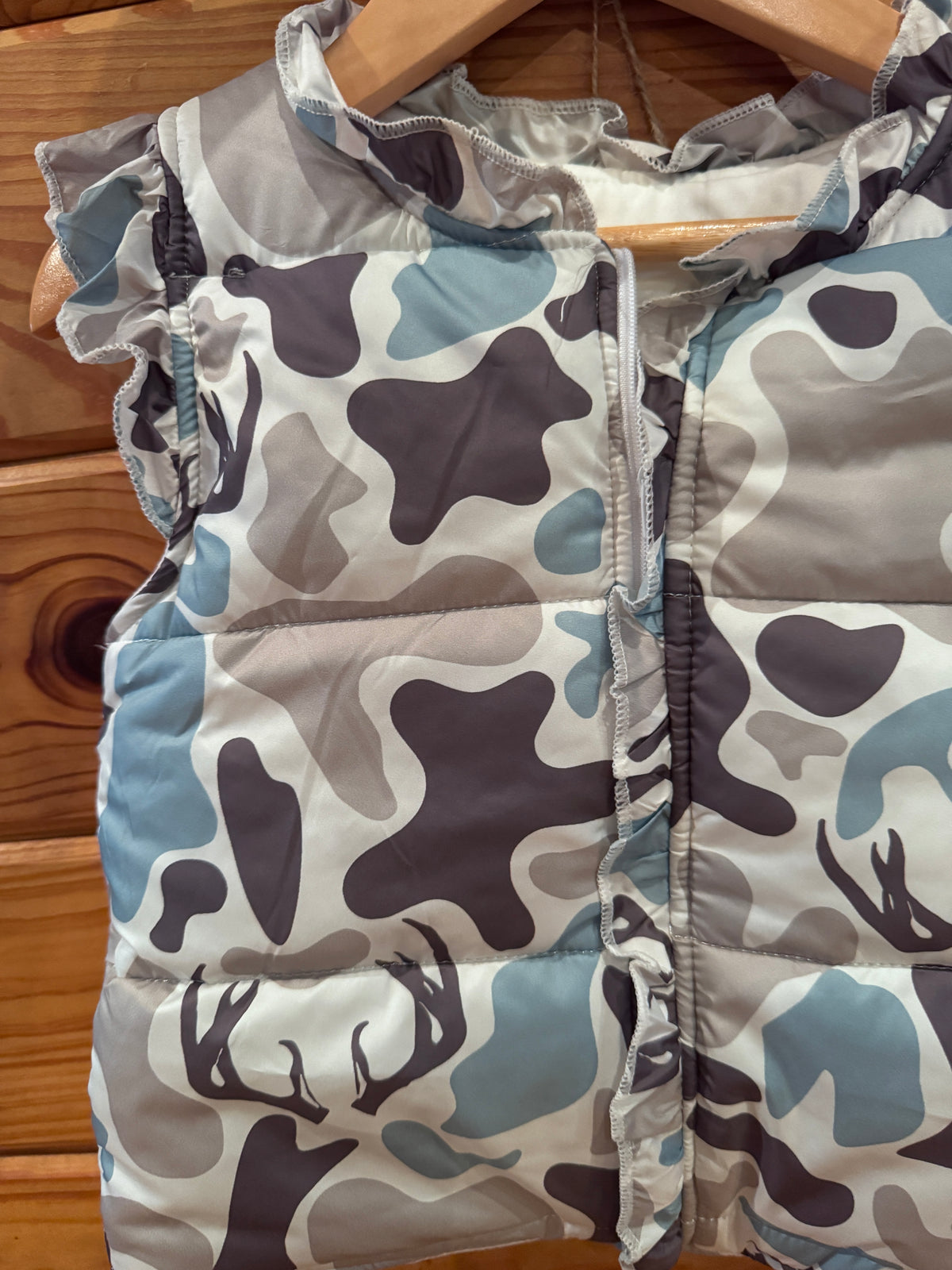 Girls Camo Deer Ruffle Puffer Vest
