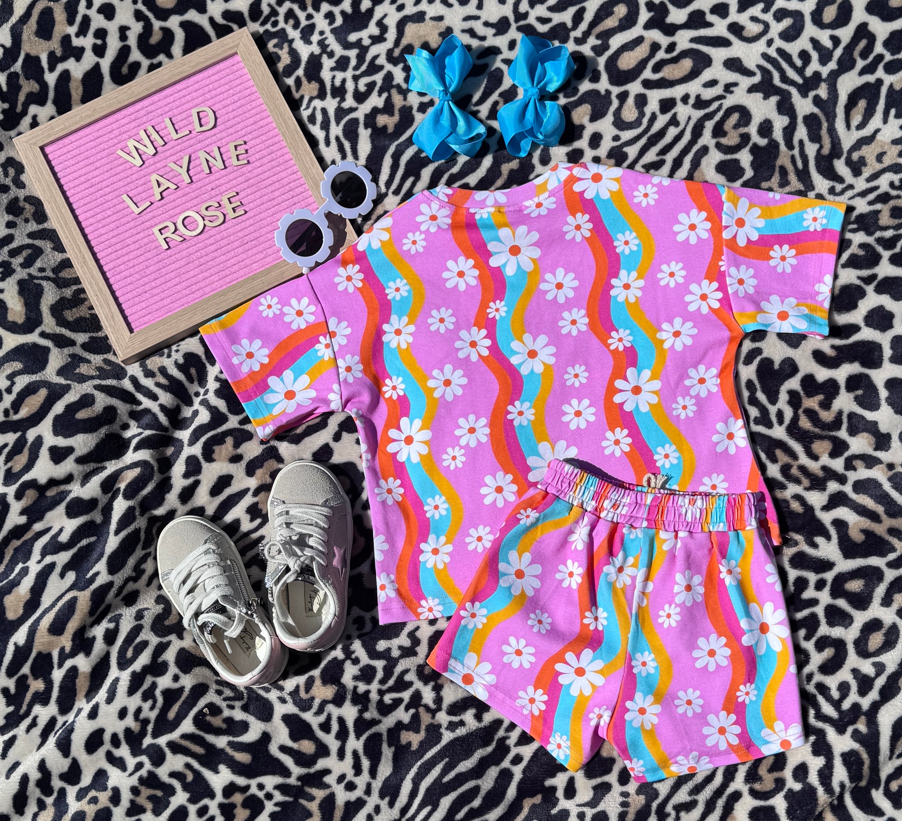 Retro Daisy Rainbow Lounge Set