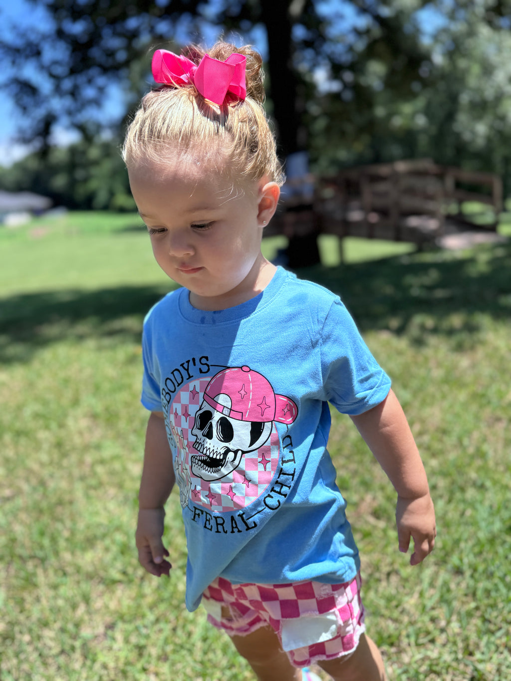 🎀 Somebody's Feral Child Graphic Tee